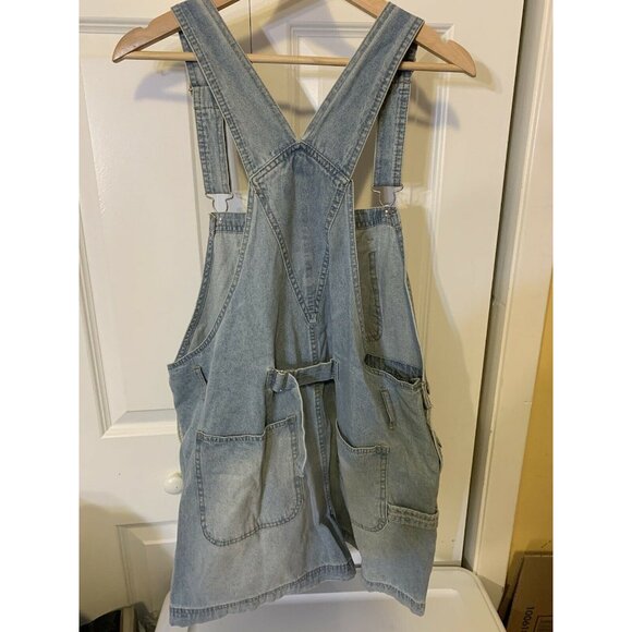 New No Boundaries Bib Overalls Women’s Sz XL 15-17 Shorts Denim NWT - Picture 6 of 6